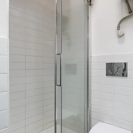 Acquario 5 Minuti, 1br , Free A-c, Wifi & Netflix 